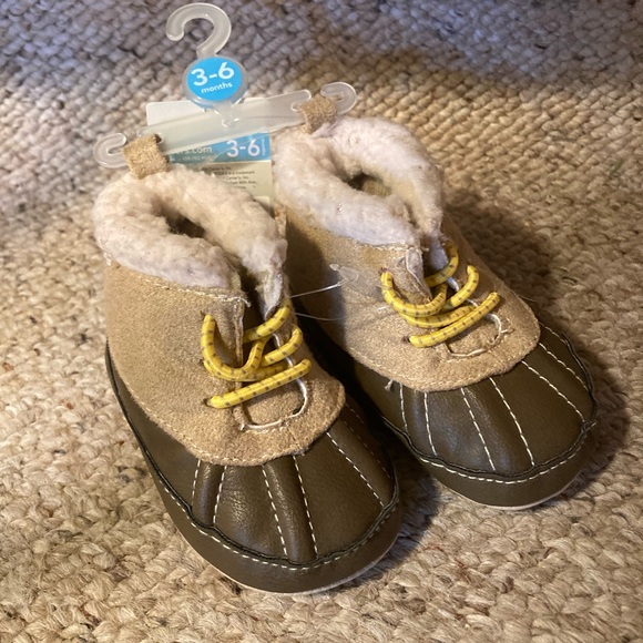 Carter's Other - “Host Pick” Carter’s Brown & Beige Crib Duck Boots with Faux Sherpa Lining
